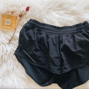 Lululemon Hotty Hot Running Short 2.5”